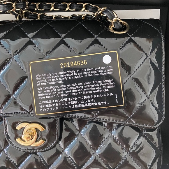 AUTHENTIC Chanel Black Patent Leather Medium Class - Picture 9 of 9